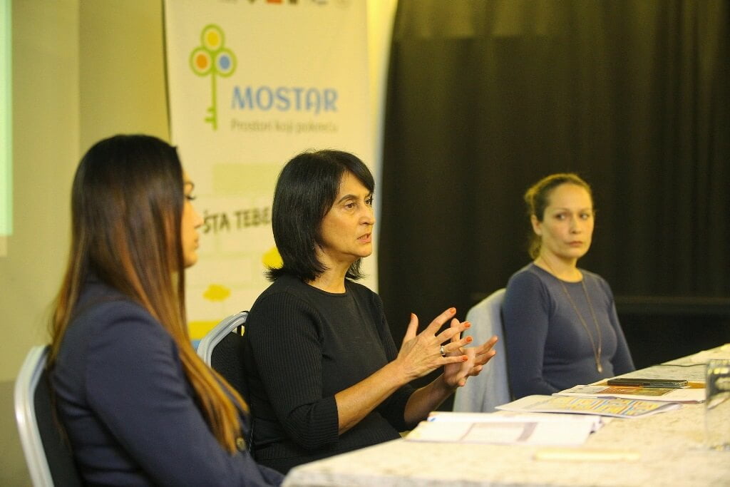 Predstavljena publikacija o principima dobre lokalne samouprave i stavovima građanki i građana Mostara