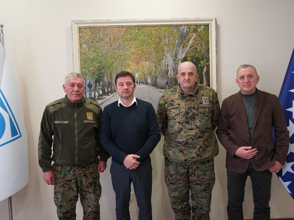 Gradonačelnik Kordić održao sastanak s predstavnicima Oružanih snaga BiH