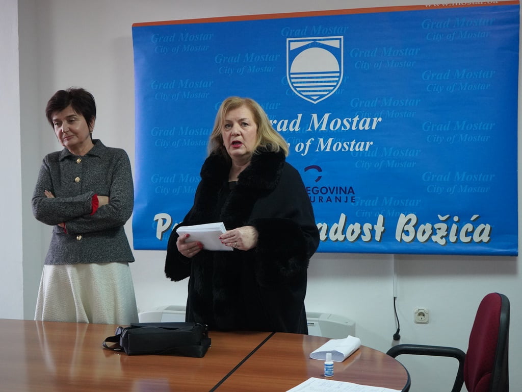 Grad Mostar darivao 30 socijalno ugroženih obitelji